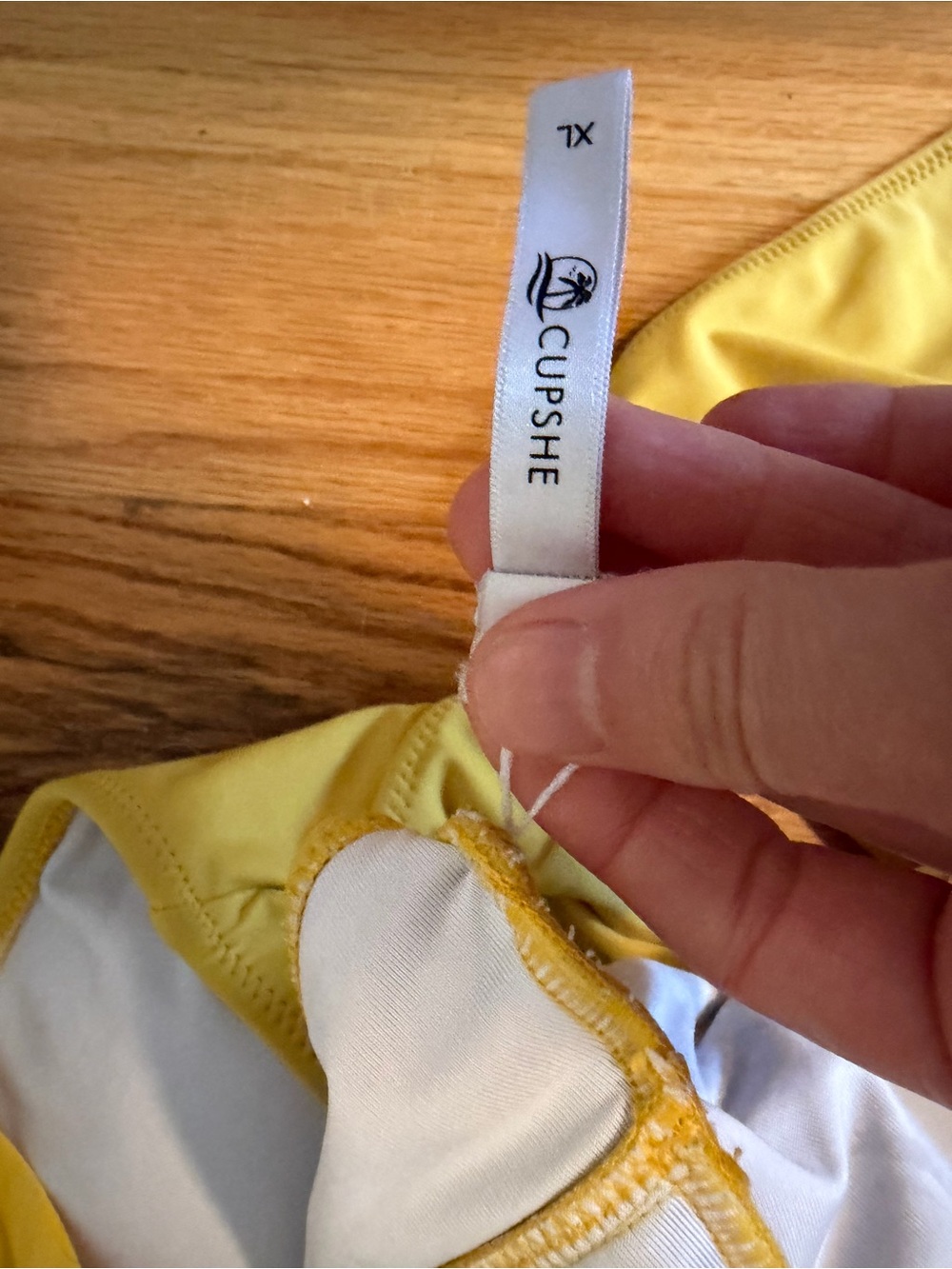 Cupshe Ruffle One-Piece Swimsuit - Picture 3 of 3